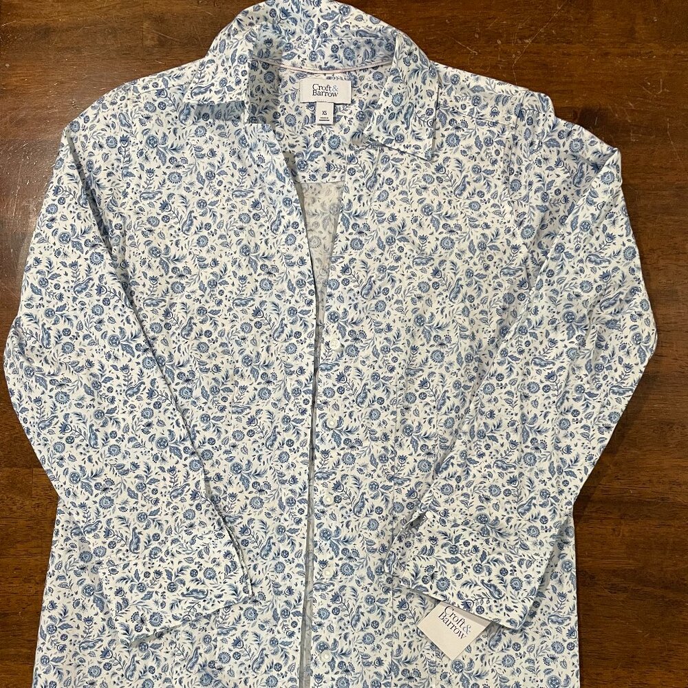 Croft & Barrow women's floral print button down top